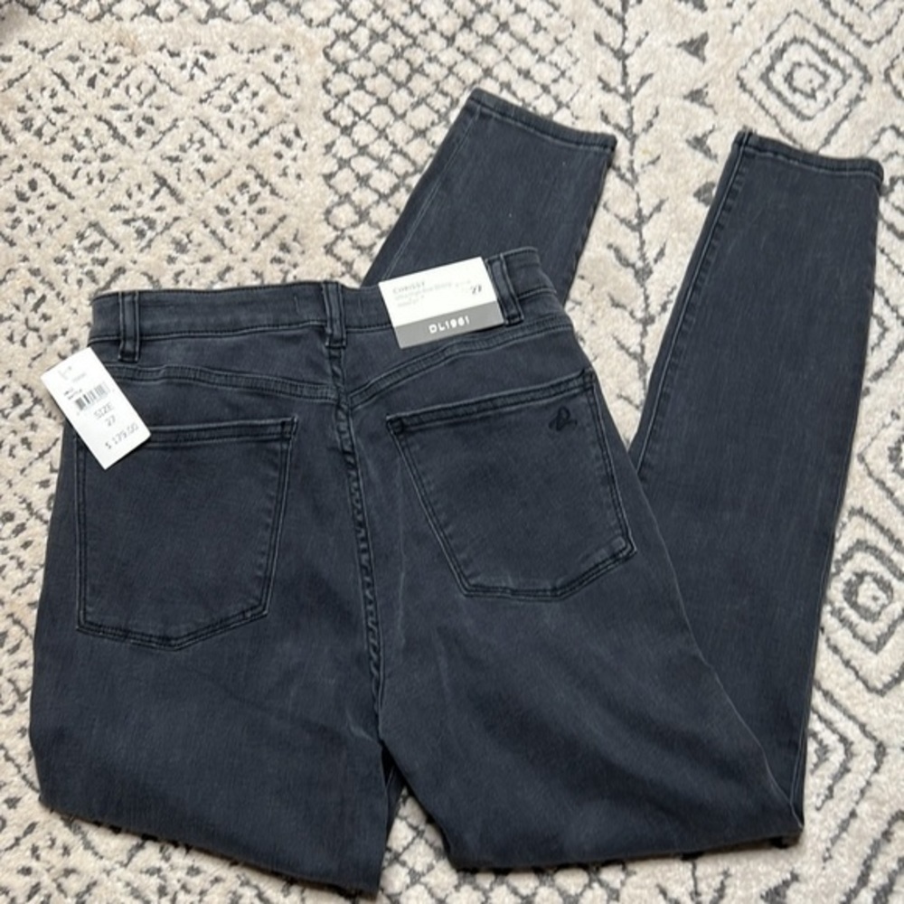 DL1961 Chrissy Ultra High Rise Skinny Jean in Battle, size 27 NWT - Picture 3 of 5